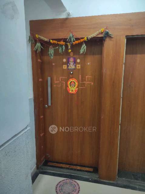 1 BHK Flat In Royal Park  for Rent  In Jp4j+vxm, Arya Enterprise, Near Chamunda Super Market, Lakshmi Chowk Maruji