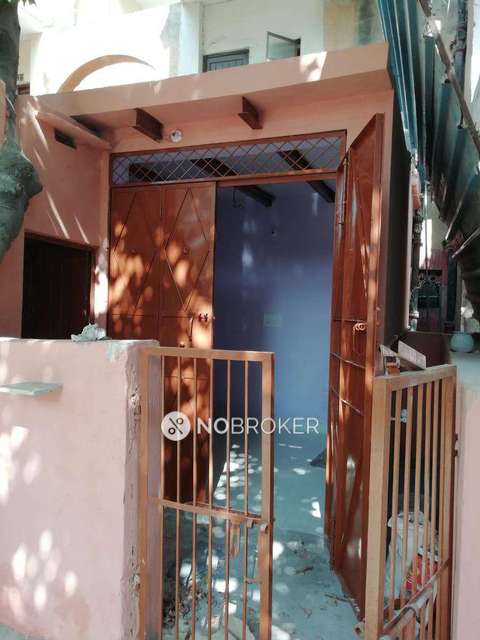 3 BHK Flat In Lig Flats For Sale  In Rohini