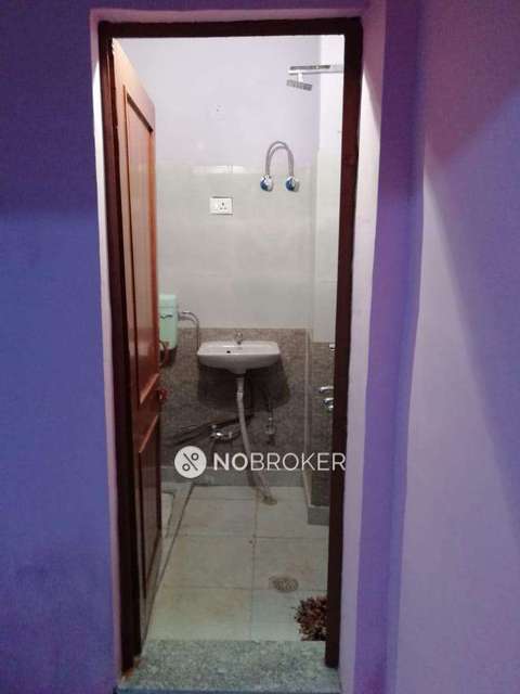 3 BHK Flat In Lig Flats For Sale  In Rohini