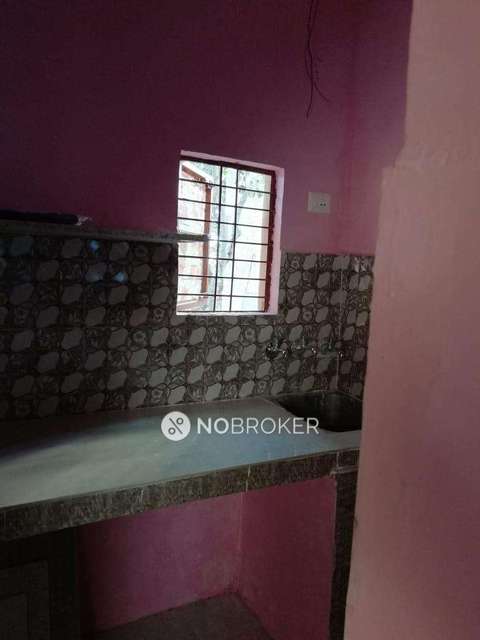 3 BHK Flat In Lig Flats For Sale  In Rohini