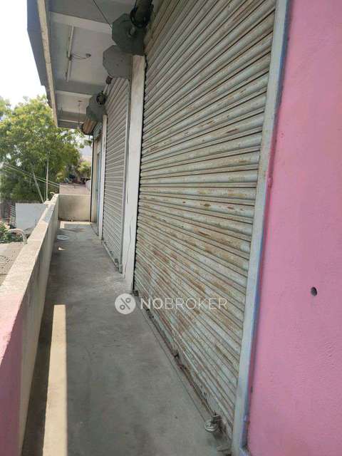 Shop in W4fp+53w, Velachery Main Rd, Aarthi Nagar, Selaiyur, Chennai, Tamil Nadu 600059, India, Chennai for Rent 