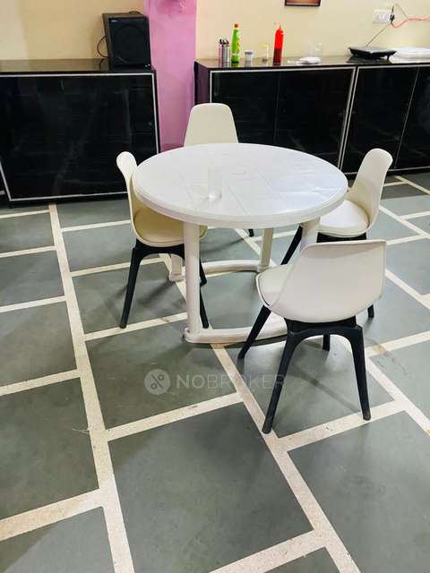 PG for Girls in Dwarka