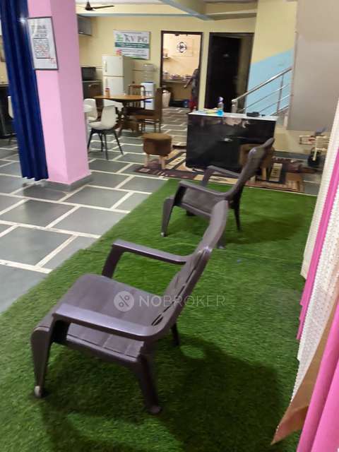 PG for Girls in Dwarka