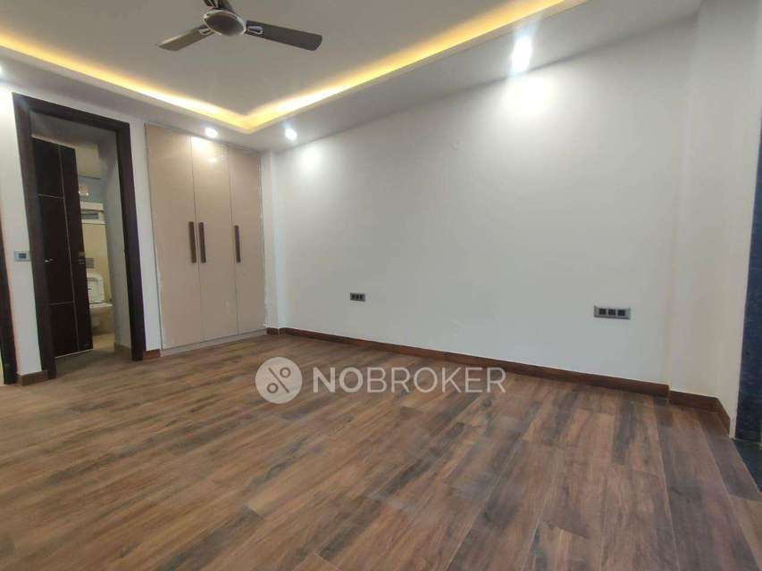 3 BHK Flat For Sale  In Sector 43