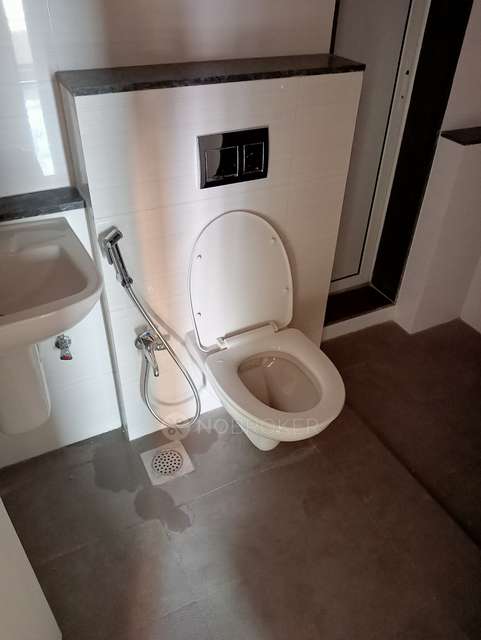 2 BHK Flat In Rustomjee Azziano L Wing For Sale  In Thane West