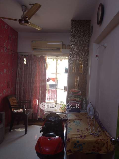2 BHK Flat In Dheeraj Heritage Residency  For Sale  In Santacruz West,