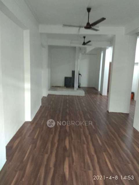 Showroom in Kalbadevi, Mumbai for sale 