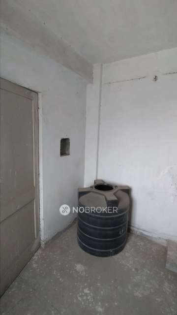 1 BHK Flat In Ashirwad Apartment For Sale  In Mayur Vihar Phase Iii