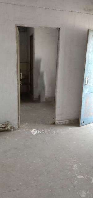 1 BHK Flat In Ashirwad Apartment For Sale  In Mayur Vihar Phase Iii