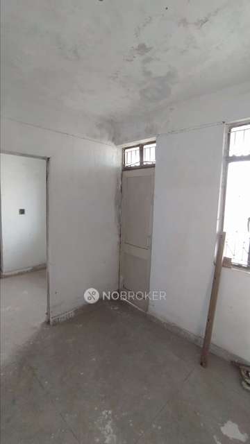 1 BHK Flat In Ashirwad Apartment For Sale  In Mayur Vihar Phase Iii