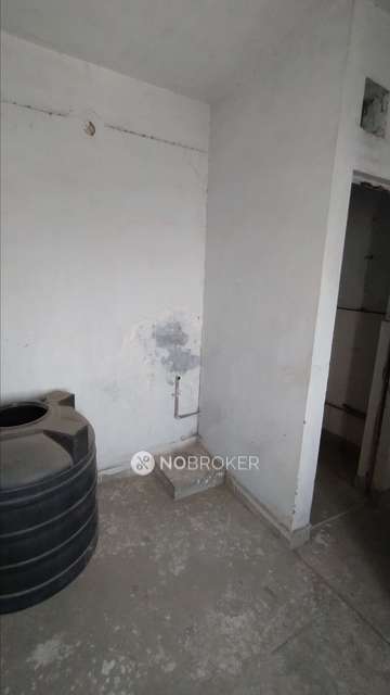 1 BHK Flat In Ashirwad Apartment For Sale  In Mayur Vihar Phase Iii