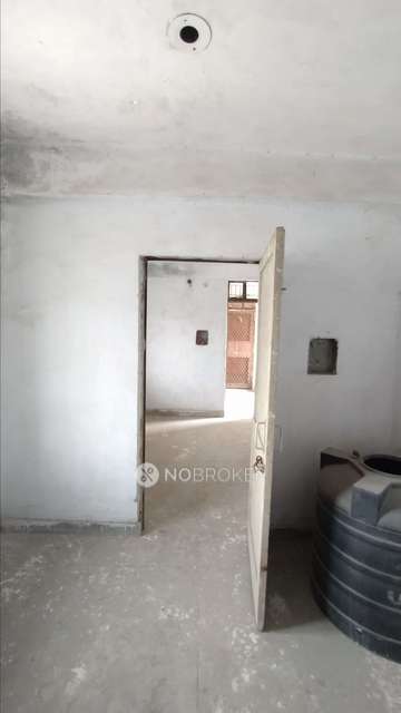 1 BHK Flat In Ashirwad Apartment For Sale  In Mayur Vihar Phase Iii