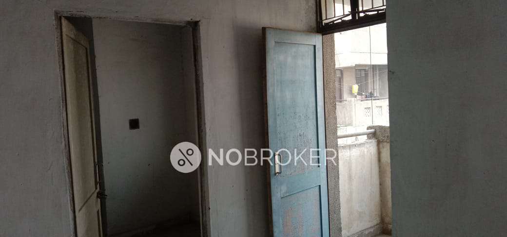 1 BHK Flat In Ashirwad Apartment For Sale  In Mayur Vihar Phase Iii