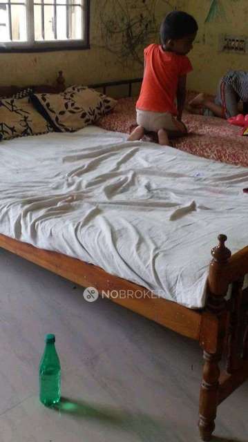 2 BHK Flat In Akshya Apartment For Sale  In Selaiyur