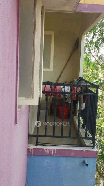 2 BHK Flat In Akshya Apartment For Sale  In Selaiyur