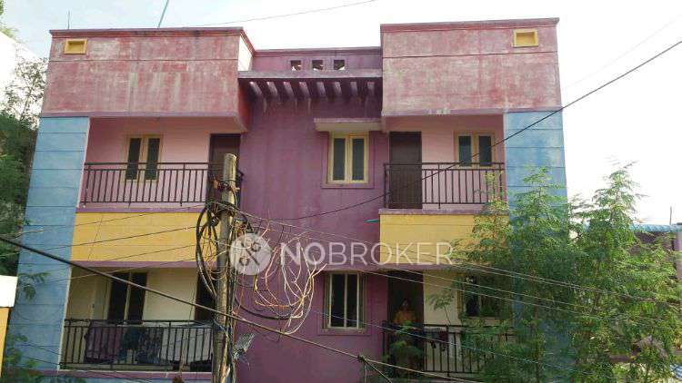 2 BHK Flat In Akshya Apartment For Sale  In Selaiyur