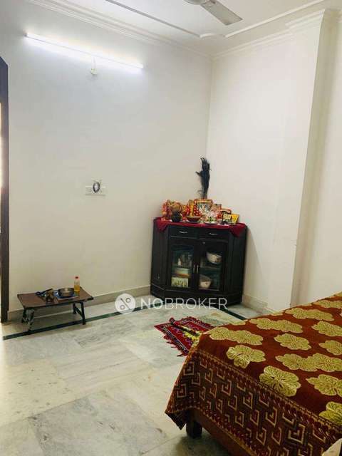 3 BHK Flat For Sale  In Krishna Nagar