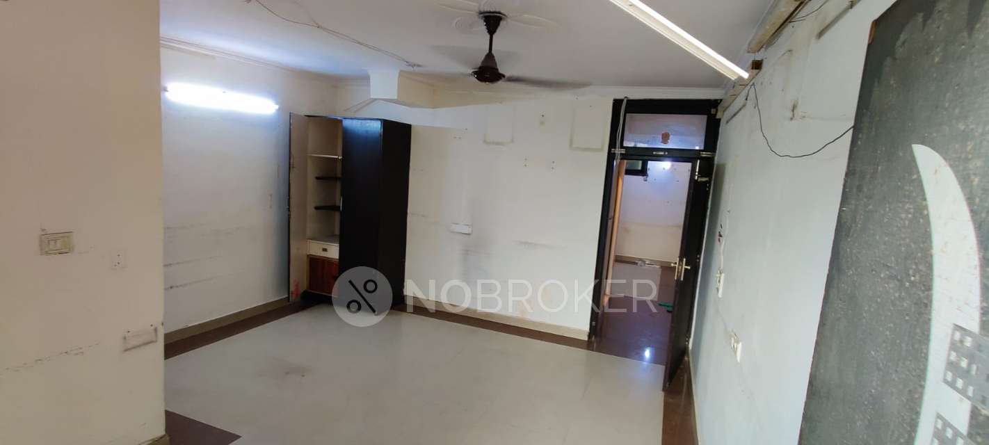 Office Space in East Of Kailash, Delhi for sale 