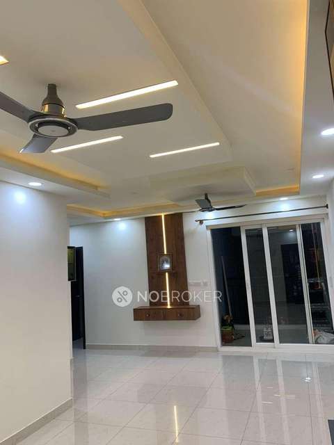 2 BHK Flat In Vaishnavi Oasis For Sale  In J. P. Nagar