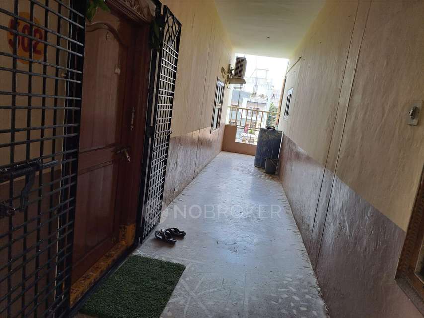 2 BHK Flat In Gandhi Towers For Sale  In Kukatpally