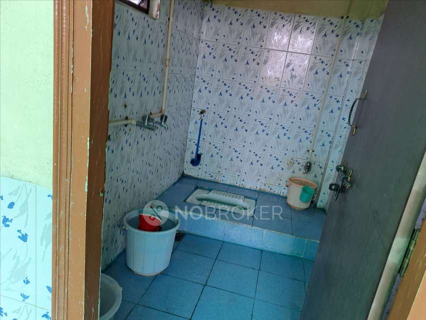 2 BHK Flat In Gandhi Towers For Sale  In Kukatpally