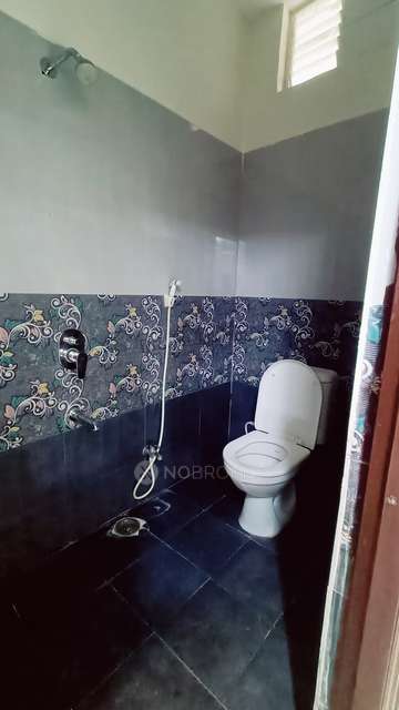 2 BHK Flat In Venkatadri Heights For Sale  In Pocharam 