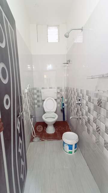 2 BHK Flat In Venkatadri Heights For Sale  In Pocharam 