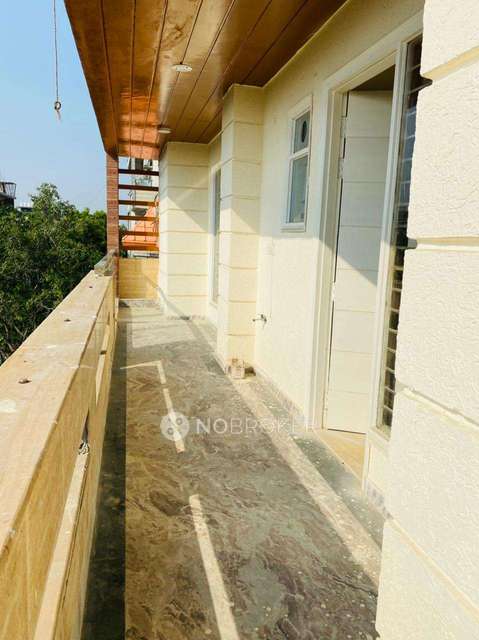 3 BHK Flat For Sale  In Sector 34
