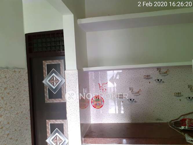 2 BHK Flat for Rent  In Vinod Nagar East