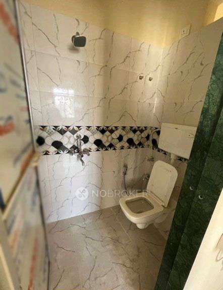 1 BHK Flat In Swiz Heights For Sale  In Andheri West