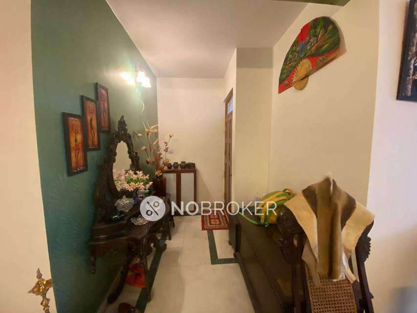 3 BHK Flat In Rose Dale Apartment For Sale  In Halasuru