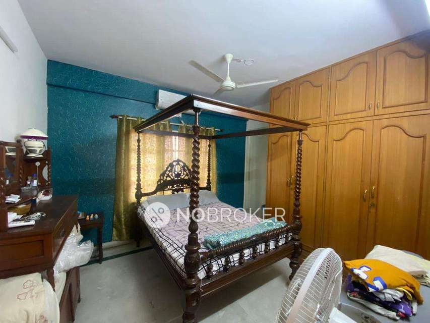 3 BHK Flat In Rose Dale Apartment For Sale  In Halasuru