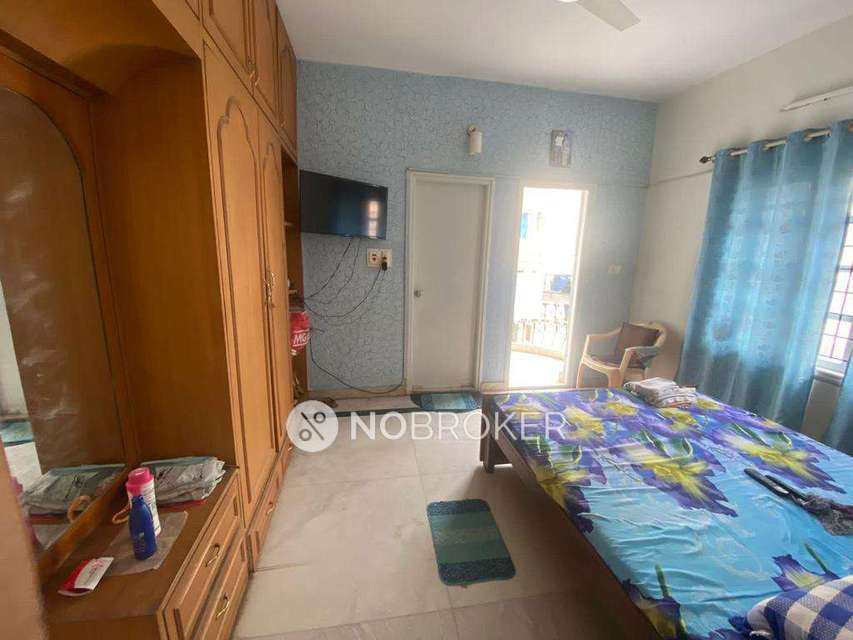 3 BHK Flat In Rose Dale Apartment For Sale  In Halasuru