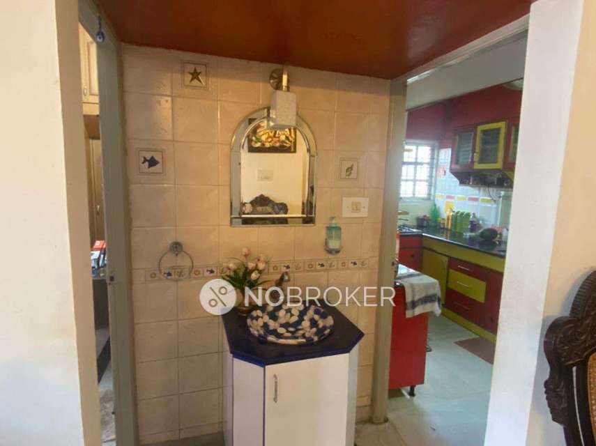 3 BHK Flat In Rose Dale Apartment For Sale  In Halasuru