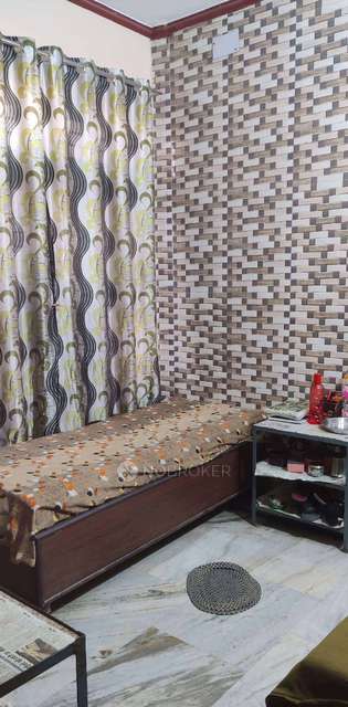 PG for Boys in Sector 40