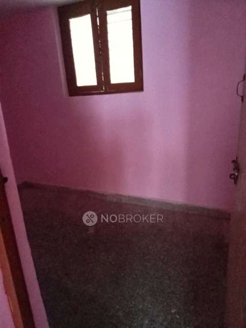 1 BHK Flat In Standalone Building  for Lease  In Hebbal