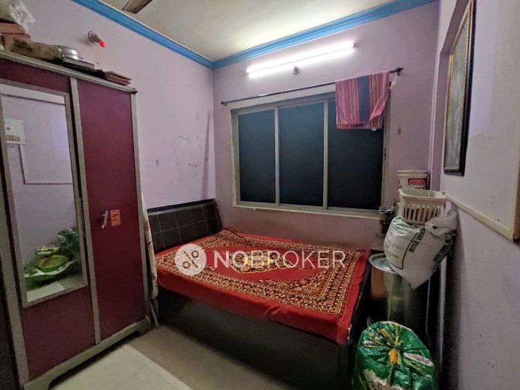 1 BHK Flat In Shree Mahesh Chs For Sale  In Funfiesta Road