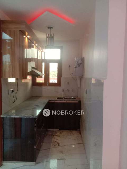 2 BHK Flat In Shyam Kunj For Sale  In Razapur Khurd