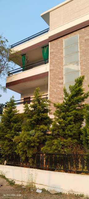 4 BHK House for Rent  In Langar Houz