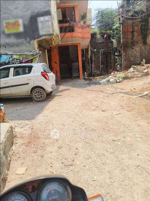 2 BHK Flat In  Standalone Building  for Rent  In Sector 26