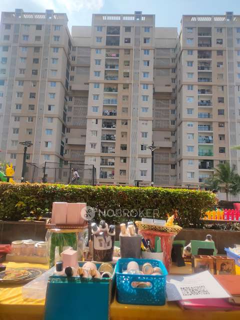 2 BHK Flat In Pacifica Aurum Pride Tower for Rent  In Padur