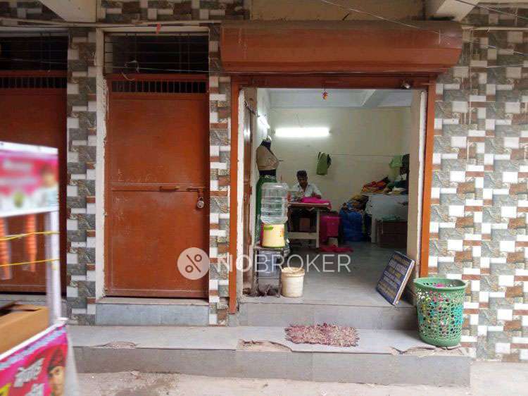 1 BHK Flat In Laxman Flat Socity Badarpur Pul Peladapur For Sale  In Pul Pehlad Pur