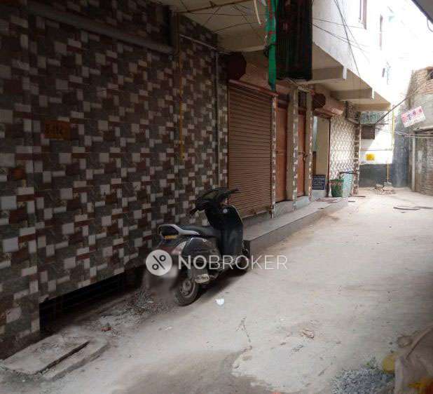 1 BHK Flat In Laxman Flat Socity Badarpur Pul Peladapur For Sale  In Pul Pehlad Pur