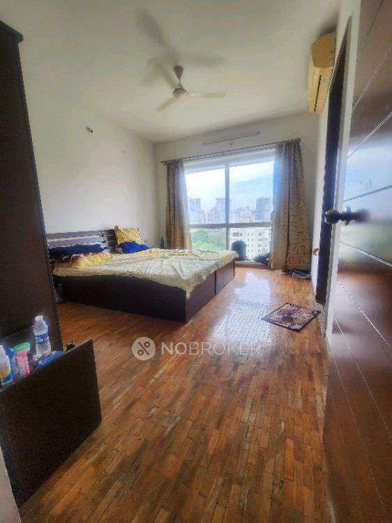 Marvel Azure Hadapsar Rent WITHOUT BROKERAGE Fully furnished 3 BHK