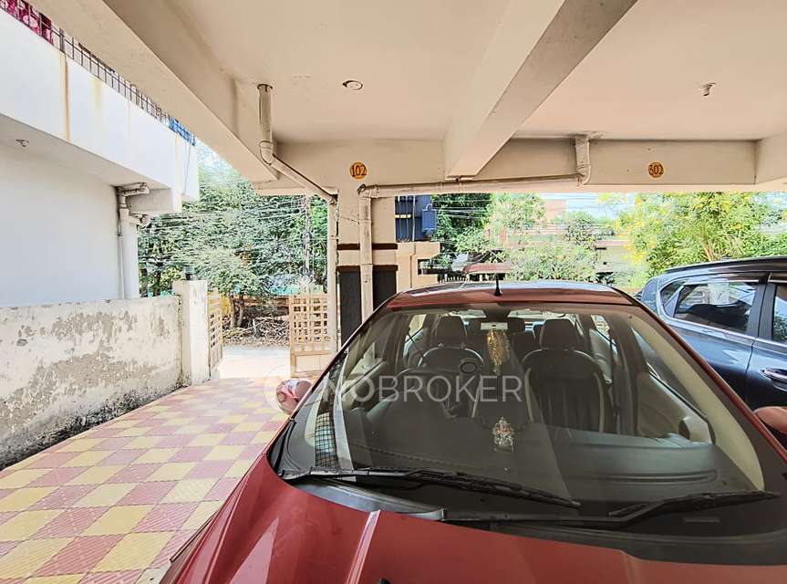 2 BHK Flat In Sri Srinivasa Nivas Kothapet For Sale  In Kothapet