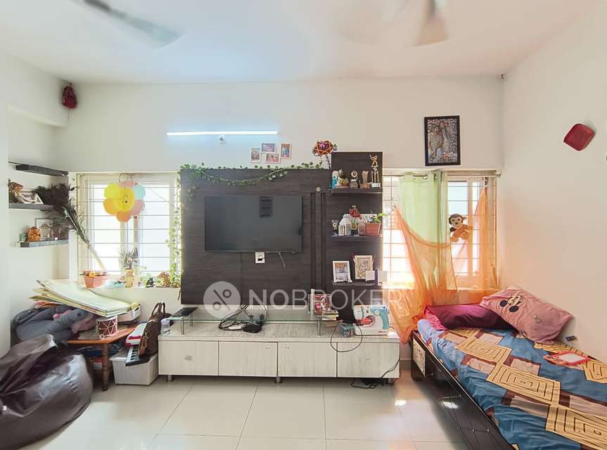 2 BHK Flat In Sri Srinivasa Nivas Kothapet For Sale  In Kothapet