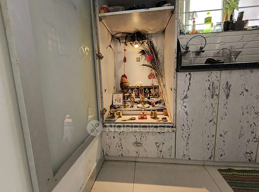 2 BHK Flat In Sri Srinivasa Nivas Kothapet For Sale  In Kothapet