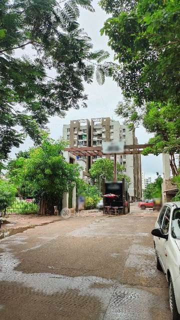 2 BHK Flat In United Arise for Rent  In Lohegaon