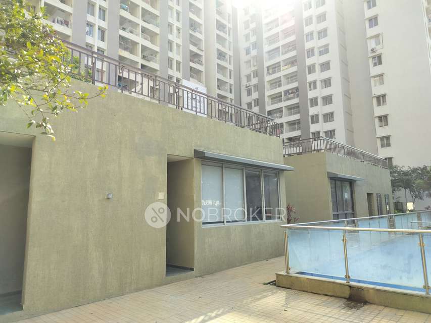 2 BHK Flat In Mantra Essence for Rent  In Undri 