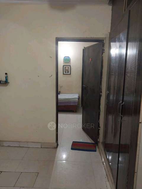 1 BHK Flat In Dda Flats for Rent  In East Of Kailash